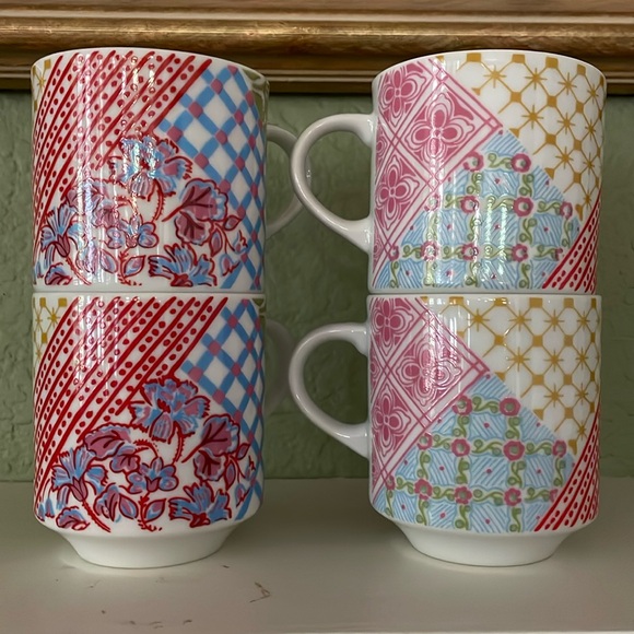 Vintage Set-of-4 Patchwork Quilt Design 8-ounce stackable porcelain mugs, Japan - Picture 4 of 14